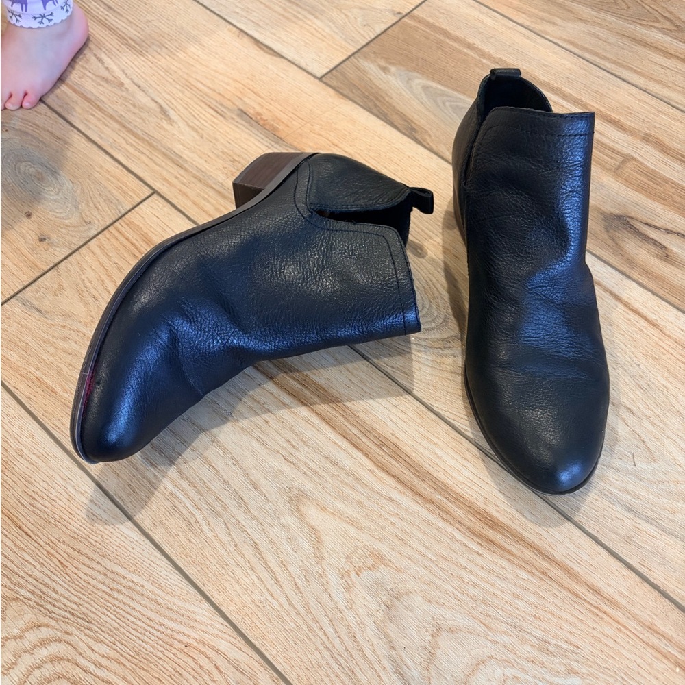 Lucky Brand Black Leather Ankle Boots